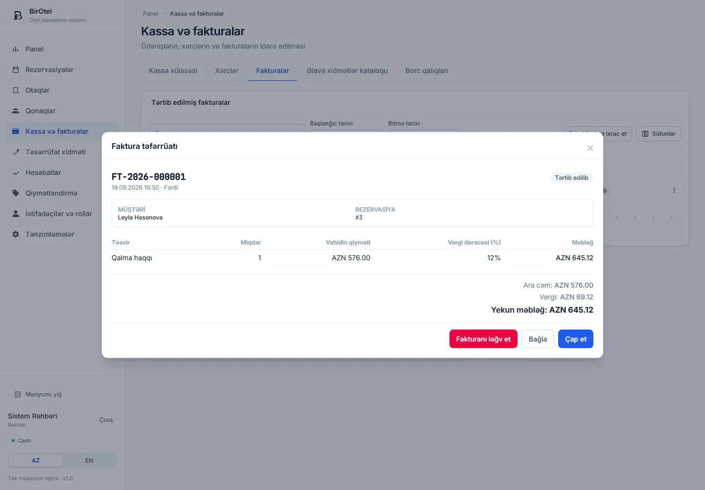 BirOtel faktura ekranı — qalma haqqı, əlavə xidmətlər və yekun məbləğ
